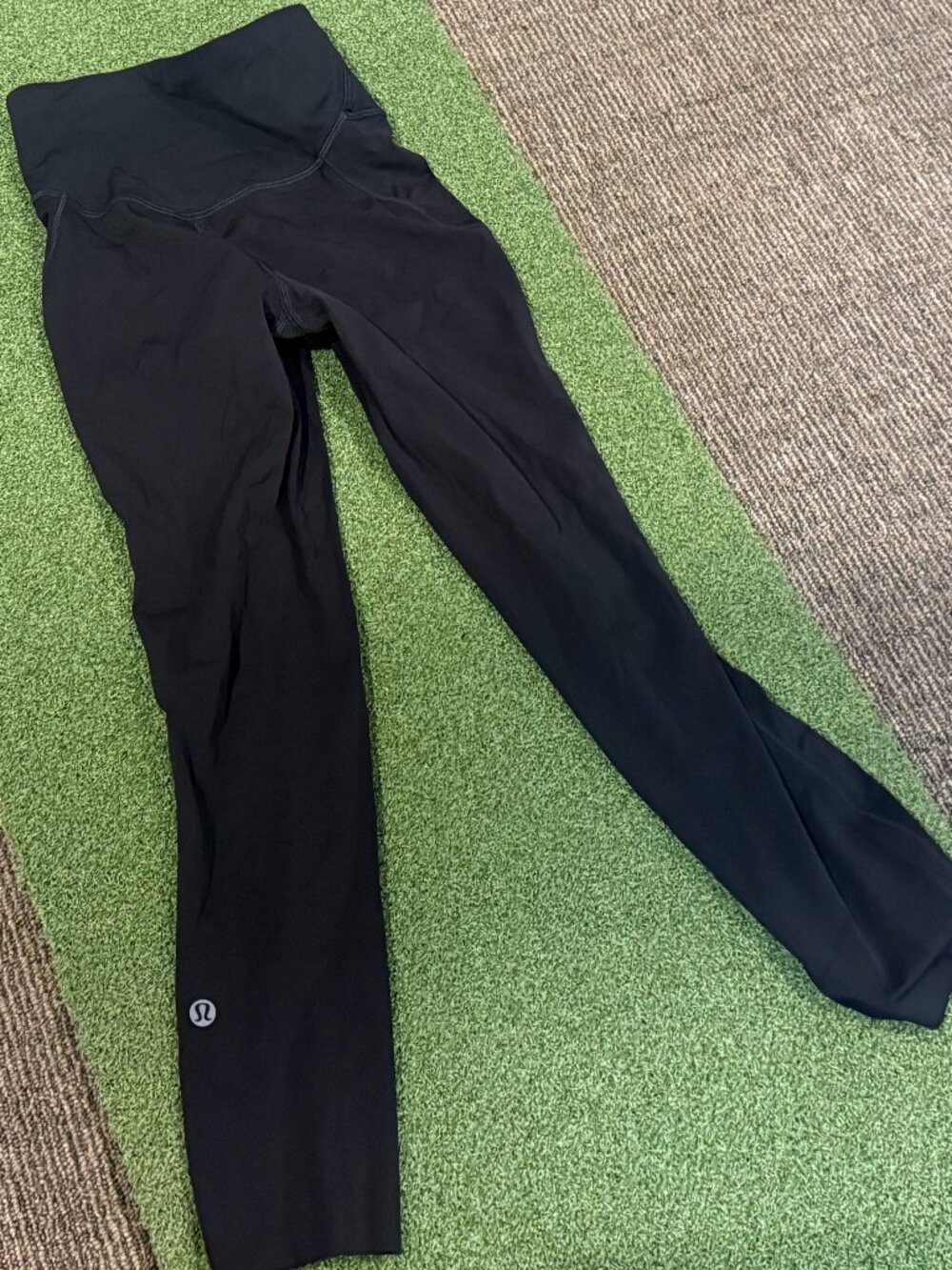 Lululemon Performance Leggings - Black - Size 0